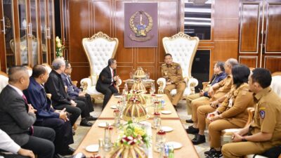 PJ Gubernur Didampingi Kadis Koperasi dan UKM terima PHRI Sulsel: Minta Dukungan Pemerintah untuk Pengembangan Industri Perhotelan.