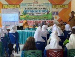 DPPKB Kota Makassar Gelar Sekolah Lansia Sipakallebi Kampung KB di Kecamatan Manggala.