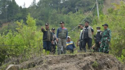Perjuangan Kepala BPBD Pemprov Sulsel Tinjau Langsung Korban Longsor di Luwu Utara