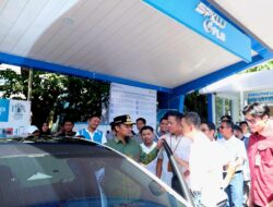 Tinjau SPKLU pada Momen Idulfitri 1446 H, Gubernur Sulawesi Selatan Apresiasi Kesiapan PLN Layani Pemudik Kendaraan Listrik