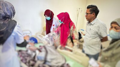 Tindak Cepat, Pemkab Gowa Bawa Daeng Rannu dan Zaenab ke RSUD Syekh Yusuf 