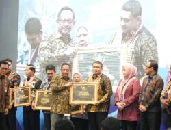 Kota Makassar Raih Penghargaan, Munafri-Aliyah Komitmen Tingkatkan Pelayanan Dasar