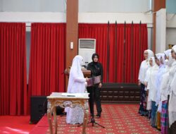 Di pelantikan Dekranasda, Naoemi Sampaikan Filosofi Mendalam Kerajinan Dalam Konteks Budaya dan Identitas Daerah.