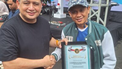 Peringatan Hari Lingkungan Hidup, PLN UID Sulselrabar Mendapatkan Penghargaan dari Walikota Makassar