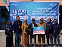 Jadi Top Scorer Ilmupedia Tryout UTBK 2025, Alumnus SMAN 2 Parepare Terima Bantuan Pendidikan dari Telkomsel