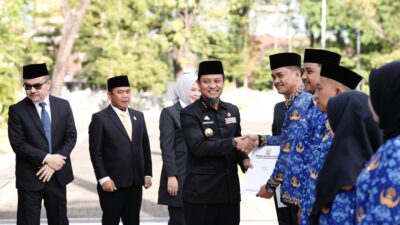 Gubernur Sulsel Serahkan SK ke 6.624 PPPK Formasi 2024, Ingatkan Profesionalisme ASN