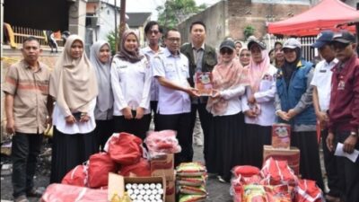 Bentuk Kepedulian Kepada Masyarakat, Dinsos Kota Makassar Salurkan Bantuan Korban Kebakaran di Jalan Korban 40.000 Jiwa