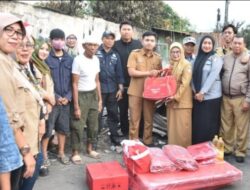 Dinsos Kota Makassar Bantu Korban Kebakaran Jalan Barawaja