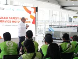 HUT Kemerdekaan RI, Pelindo Gelar Edukasi Safety Riding 80 Ojol di Makassar