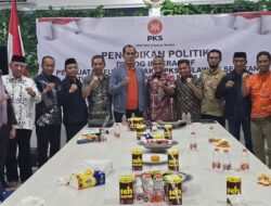 Ketua Fraksi DPR-RI PKS Hadiri Dialog Interaktif di Sulawesi selatan