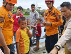 BPBD Makassar Evakuasi Cepat Anak 3 Tahun Yang Terpisah Saat Bermain.