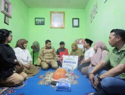 Santunan Kematian Rp42 Juta Diserahkan ke Keluarga Ojol Korban Demo di Makassar