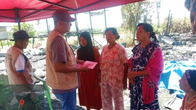 AAS COMMUNITY Bergerak Cepat Bantu Korban Kebakaran di Desa Latonro, Cenrana