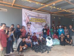 Pemprov Sulsel Perkuat Ekonomi Biru, Salurkan 2.000 Paket Bibit Rumput Laut di Luwu Raya