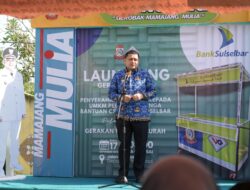 Wali Kota Makassar Launching Gerobak Mulia, Hidupkan Ekonomi Pedagang