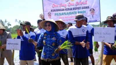 Lewat One Day One District, Hati Damai Serap Kebutuhan Petani di Bajeng Barat  
