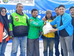 KNPI Makassar Hadirkan Kepedulian untuk Ojol Lewat Ratusan Paket Sembako