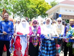 Gubernur Sulsel bersama Ketua TP PKK Lepas Puluhan Ribu Peserta Jambore PKK 2025 di Bone