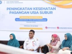 Kepala DPPKB Makassar Narasumber Utama Kegiatan Sosialisasi Peningkatan Kesehatan PUS