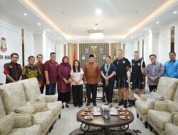 Kedubes Inggris dan Tranmere Rovers FC Jajaki Kerja Sama Olahraga dan Ekonomi Kreatif dengan Pemkot Makassar 