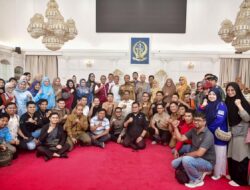 Gubernur Sulsel Lepas 100 Nakes dan Tambahan Rp1 Miliar untuk Bantu Penanganan Bencana di Aceh Tamiang