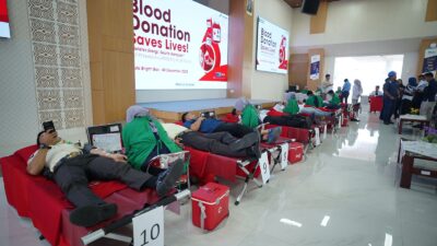 Pertamina Patra Niaga Sulawesi Ajak Pekerja dan Mitra Kerja Berbagi Kehidupan Lewat Donor Darah di Kantor Unit