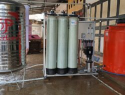 Jawab Krisis Air Bersih, Relawan WIZ dan Wahdah Peduli Bangun Sistem Filtrasi di Aceh Tamiang