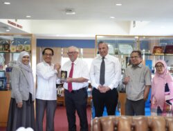 Unhas dan University of Arkansas Perkuat Kolaborasi Riset Unggas Internasional