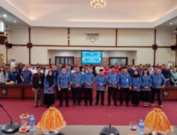 Disnakertrans Sulsel Gelar Penyerahan Piagam penghargaan Sebagai Rangkaian Penutup Bulan K3 Tahun 2026