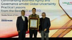 Di Ajang SWA Media Group, Chief Executive Officer Kalla Toyota Raih Penghargaan Indonesia Best CEO 2025