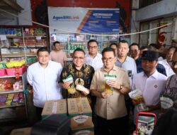 Jelang Idulfitri, Wali Kota Makassar dan Mendag Sidak Harga Komunitas di Pasar Terong 