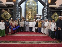 Subuh Berjamaah di Rappocini, Munafri Tekankan Kolaborasi Warga dan Pemerintah Kebersihan Kota