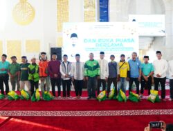 Buka Puasa Bersama Ribuan Insan Transportasi, Gubernur Sulsel: Mereka Garda Mobilitas Masyarakat