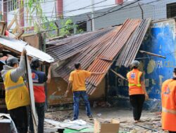 Kecamatan Makassar Tertibkan PKL di Dua Titik, Utamakan Pendekatan Persuasif