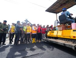Gubernur Sulsel Tinjau Progres MYP Jalan di Pinrang-Enrekang, Pengerjaan Capai 57 Persen