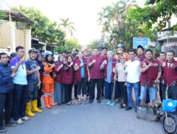 Efisiensi BBM hingga Aksi Nyata, Munafri Bersepeda Keliling Pantau Kebersihan Kota di Tiga Kecamatan