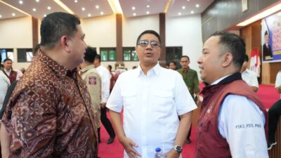 Mensos Kumpulkan Kepala Daerah Se-Sulsel, Pemkot Makassar Siapkan Digitalisasi Bansos