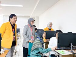 Plt Rektor UNM Tinjau Pelaksanaan UTBK Bagi Peserta Disabilitas 