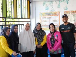 Jumat Bersih di Ujung Tanah, Melinda Aksa Dorong Pembentukan Bank Sampah Setiap RW