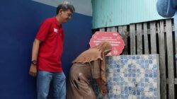 Dukung Kualitas Hidup Masyarakat, Telkomsel Hadirkan CSR Fasilitas Sanitasi di Dusun Parasengan Beru – Maros