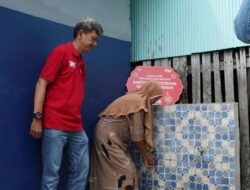 Dukung Kualitas Hidup Masyarakat, Telkomsel Hadirkan CSR Fasilitas Sanitasi di Dusun Parasengan Beru – Maros
