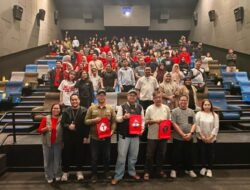 Telkomsel Ajak Pelanggan Prestige di Makassar Nonton Bareng Film Star Wars