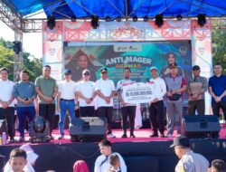 Gubernur Sulsel Serahkan Bantuan Rp15 Miliar untuk Perkuat Infrastruktur dan UMKM di Selayar