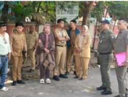 Camat Wajo Lakukan Penertiban di Sepanjang Jalan Muna
