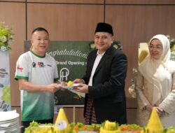 Resmikan PadelHood Makassar, Munafri: Ini Ruang Baru untuk Hidup Lebih Sehat