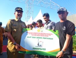 Rp323 Miliar Bantuan dari Kementan, Gubernur Sulsel Distribusi Bibit dan Alsintan untuk 24 Daerah