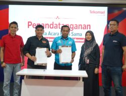 Telkomsel Dukung Tim Futsal SMAN 8 Makassar, Wujud Komitmen Majukan Prestasi Olahraga Pelajar