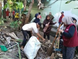 Kecamatan Wajo Kelurahan Mampu Gelar Jumat Bersih, Camat: Bagian Keberkelanjutan Mengatasi Persoalan Sampah di Kota Makassar.