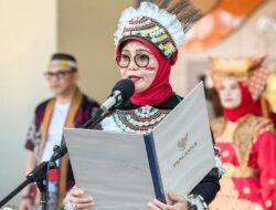 Peringati HUT Ke-81 RI, UNM Gelar Upacara Bernuansa Nusantara 