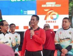 Bersama Mentan RI, Wali Kota Munafri Ramaikan Fun Walk Dies Natalis ke-70 Unhas